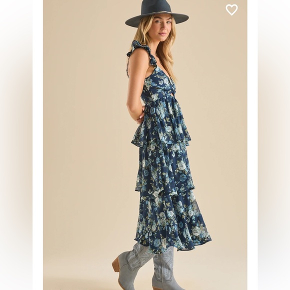 New with tags Altar’d state Isla midi dress - Picture 3 of 5